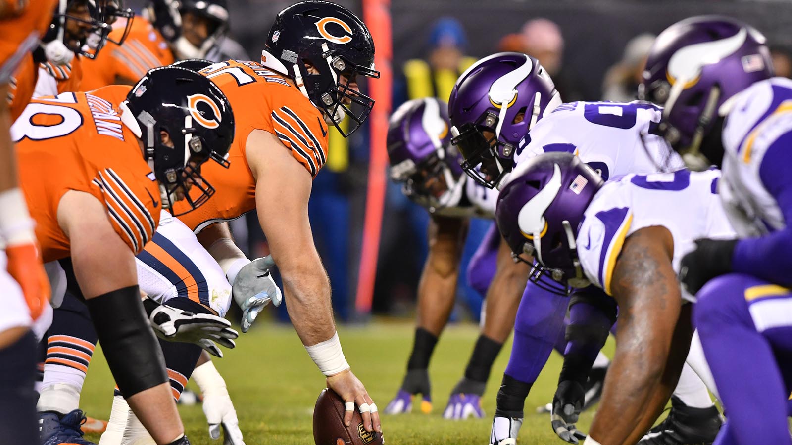 Monday Night Football: Bears-Vikings Week 10 Odds | Betting Preview